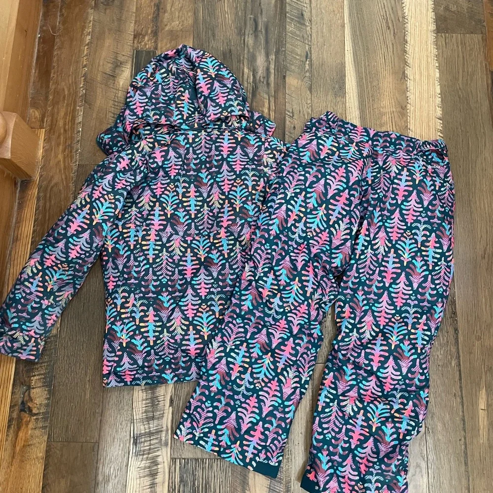 Columbia three piece